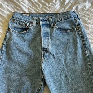 Levi’s 501s skinny/straight jeans